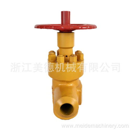 High pressure welded flat gate valve